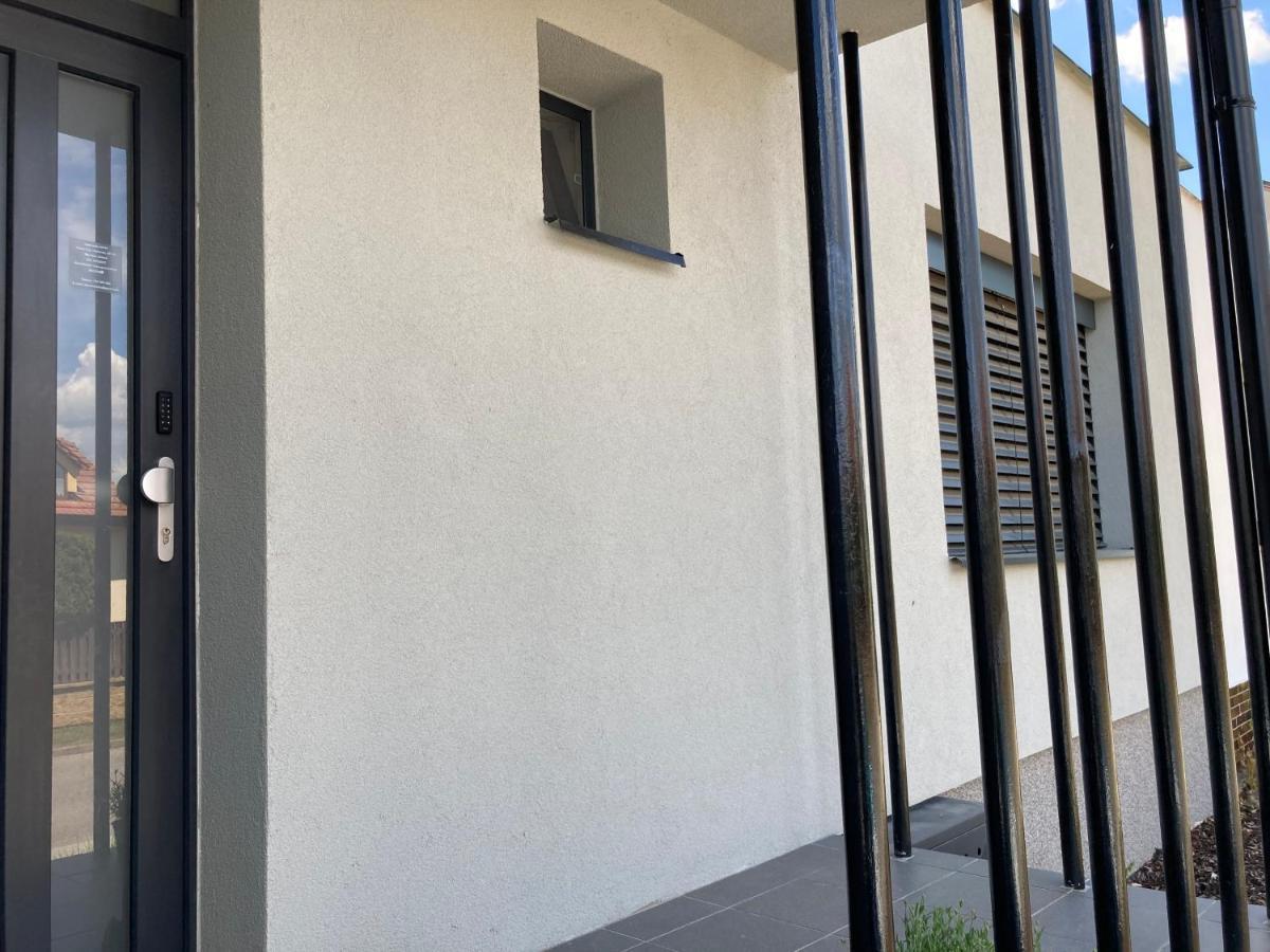 Apartman Maay Hlohovec Luaran gambar